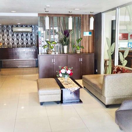 Cosmo Terrace At Thamrin City Джакарта Экстерьер фото