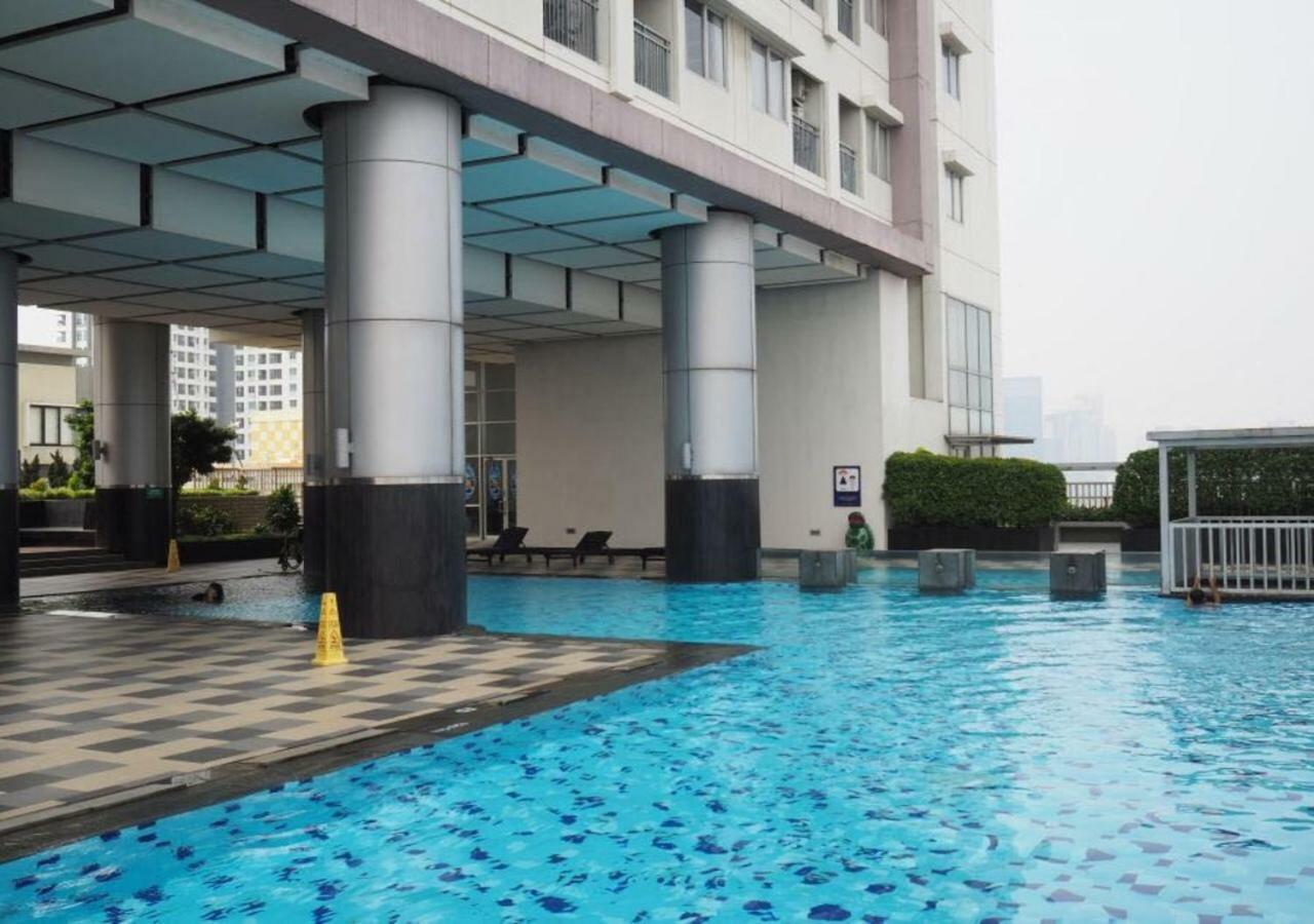 Cosmo Terrace At Thamrin City Джакарта Экстерьер фото