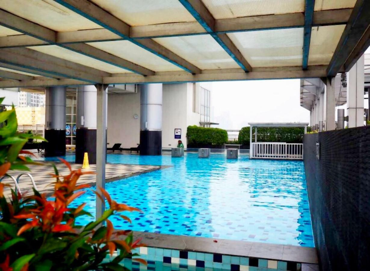 Cosmo Terrace At Thamrin City Джакарта Экстерьер фото